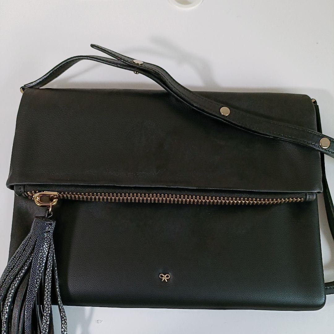 美品 アニヤハインドマーチ 斜めがけ可 ショルダーバッグ レザー　ブラック