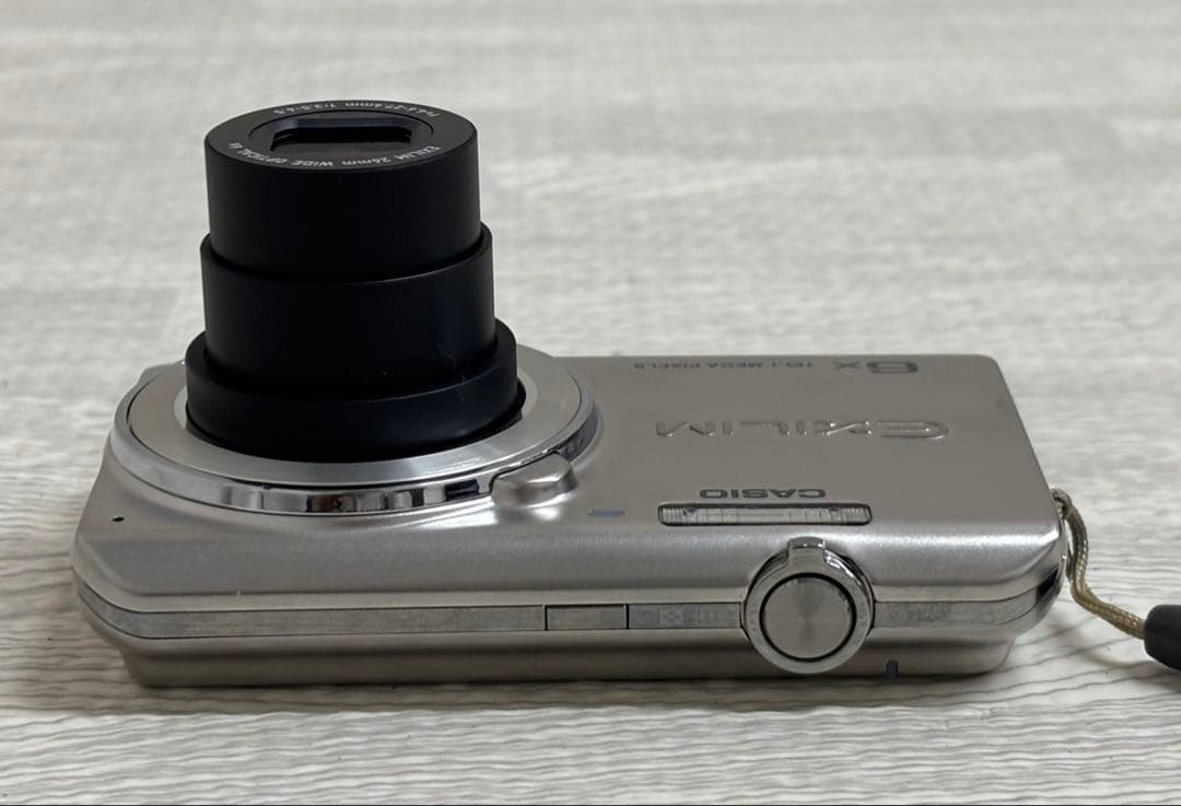 ☆CASIO EXILIM EX-Z770 純正充電器 バッテリー