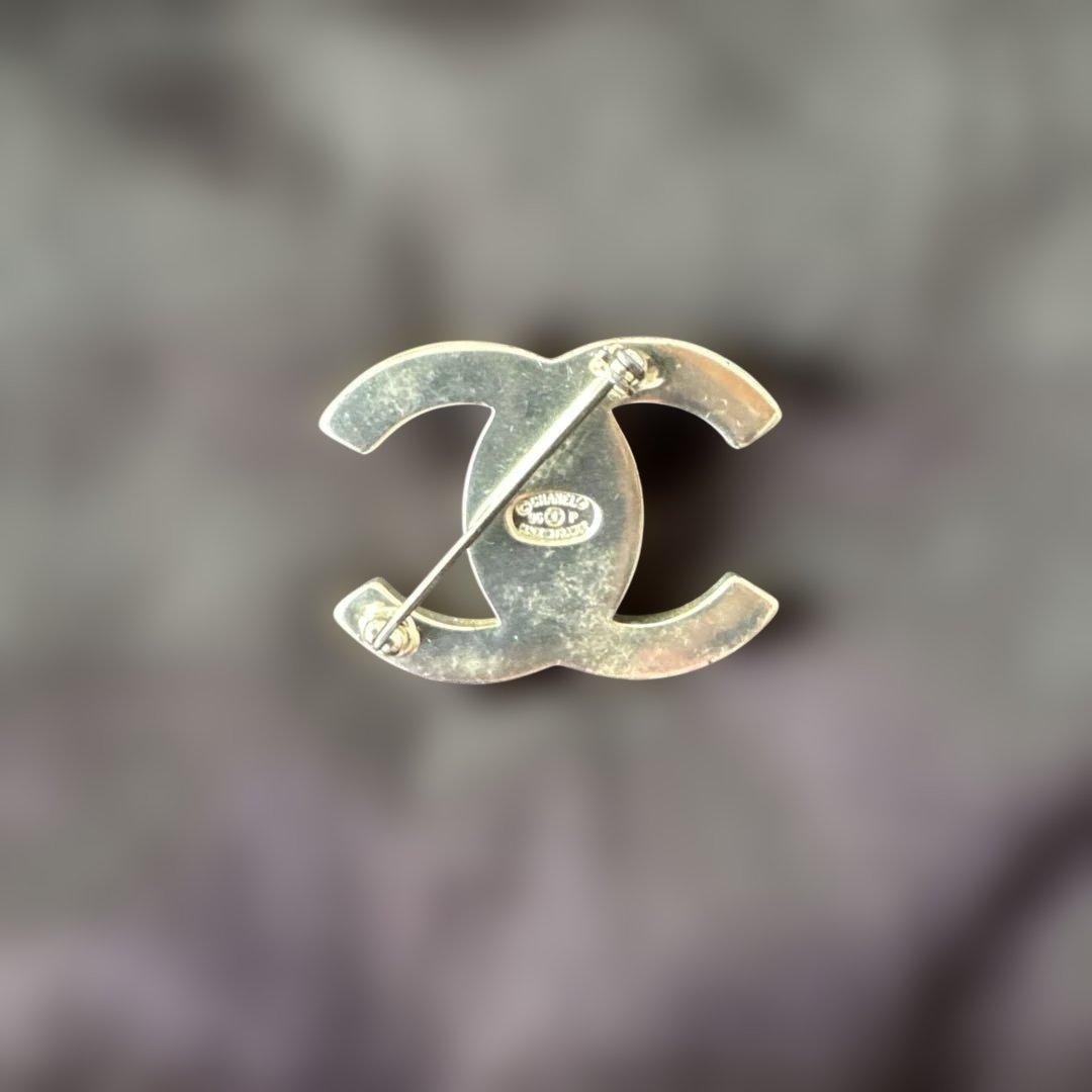 ♡CHANELシャネル ヴィンテージ ターンロック ブローチ・シルバー♡