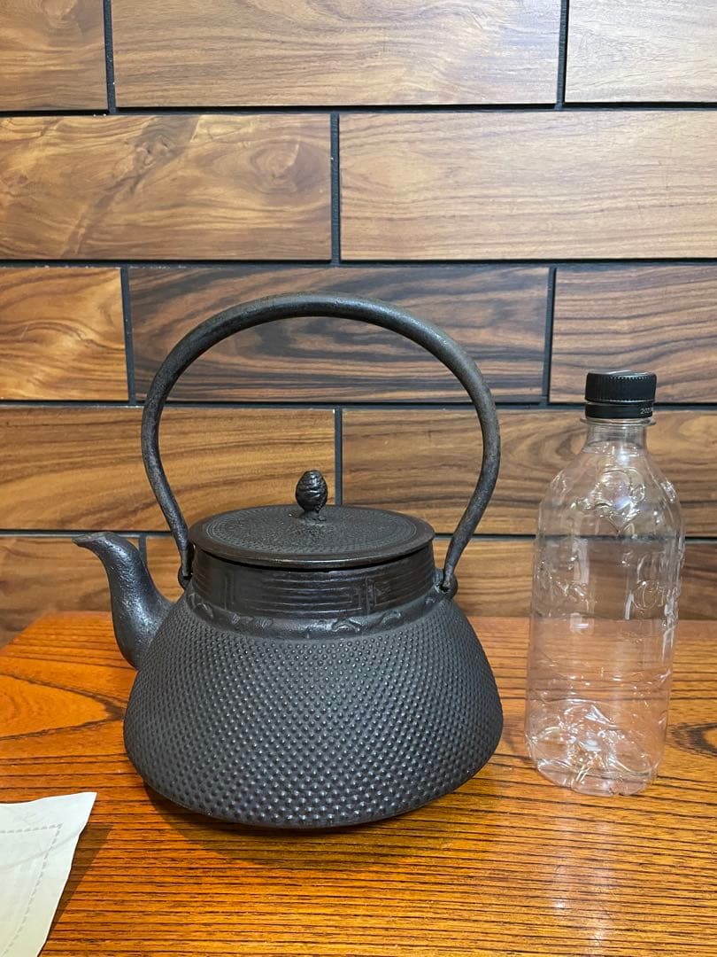 南部鉄器　鉄瓶　照光堂　あられ　雷紋　1.5L 茶道　茶道具