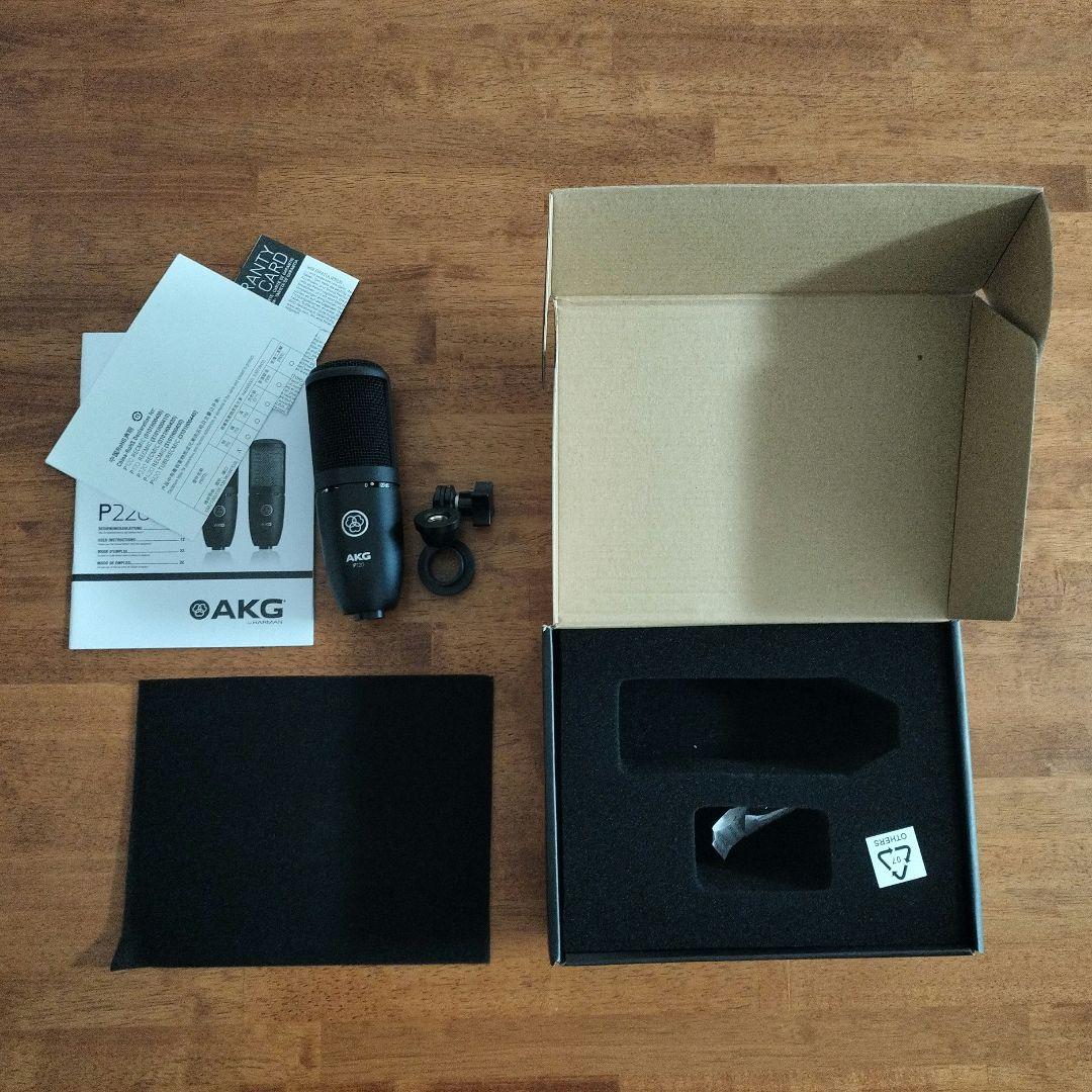 AKG P120 コンデンサーマイク 本体と付属品