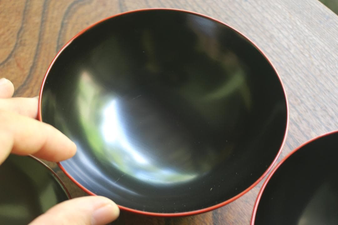 時代逸品！極上糸目朱漆に優美な松葉蒔絵の映えるお椀2点（検輪島塗蒔絵椀雑煮椀