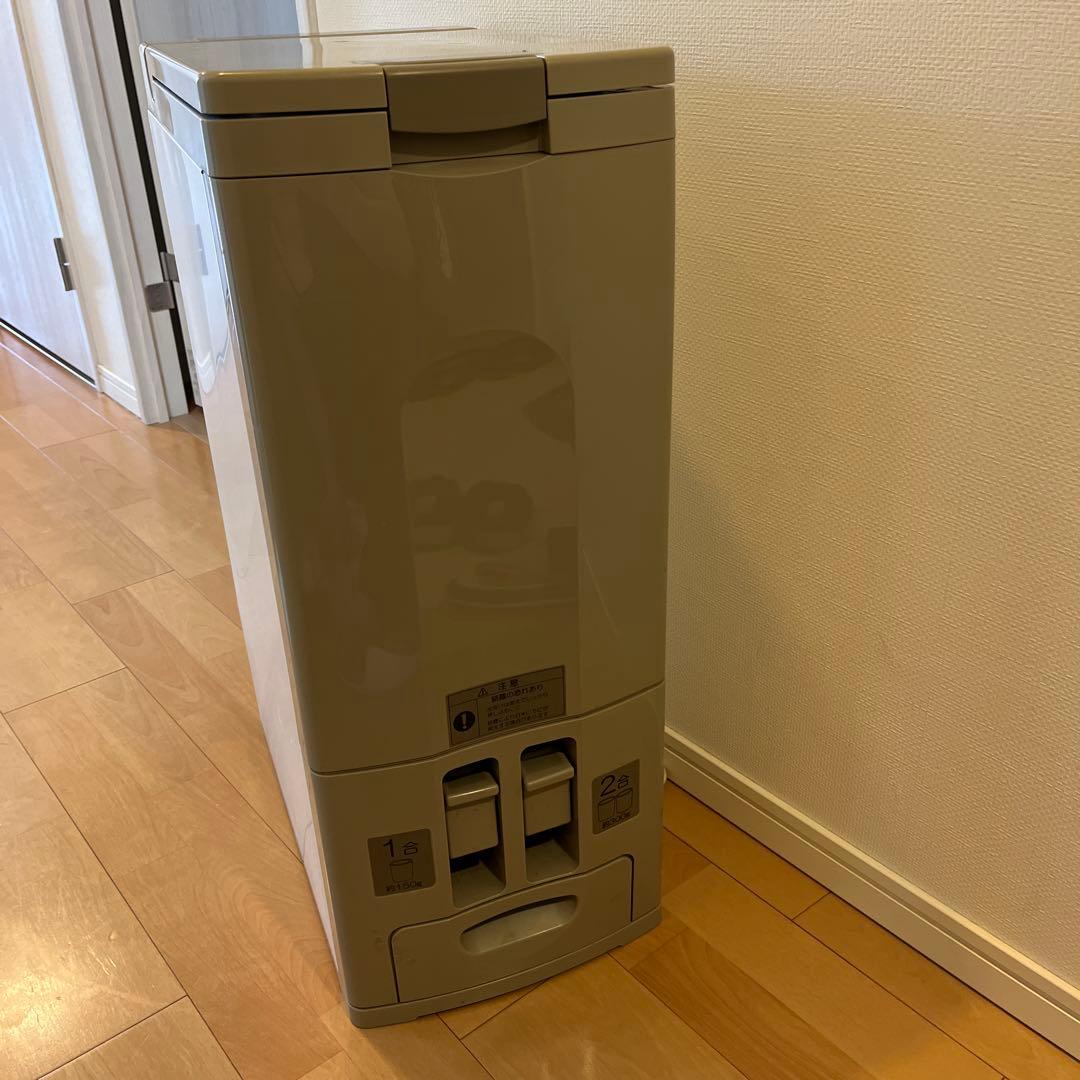 白米専用　電子冷却式　定温　米びつクーラ　取説付き 白米専用 電子冷却式 定温 米びつクーラ 取説付き