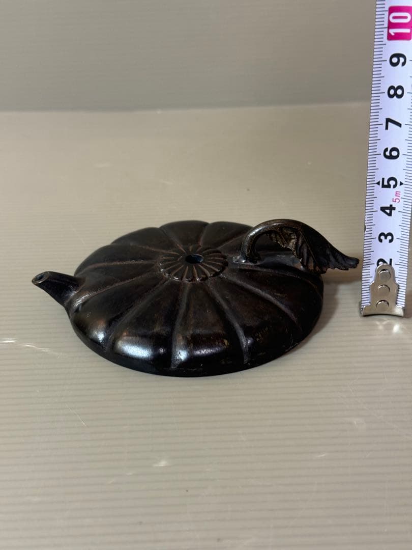 2717 銅製水滴 菊割 高岡銅器