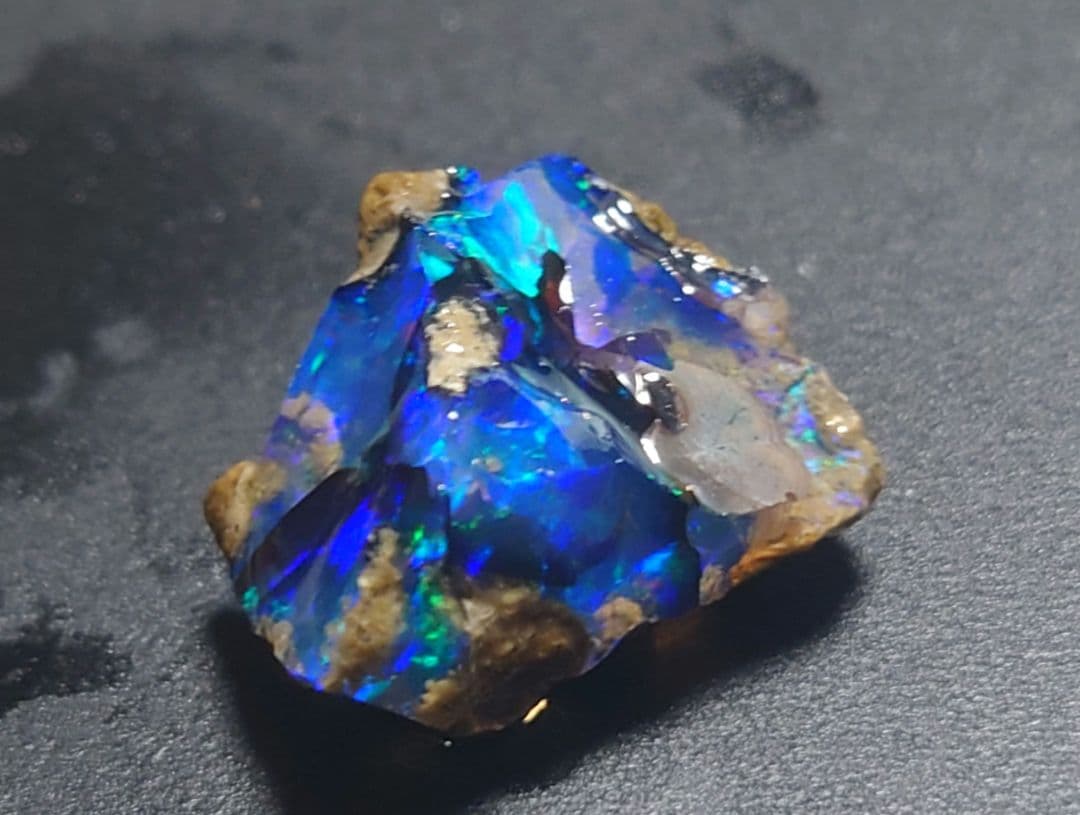 エチオピアウェロ産 オパール 原石 青色 鉱物標本 原石