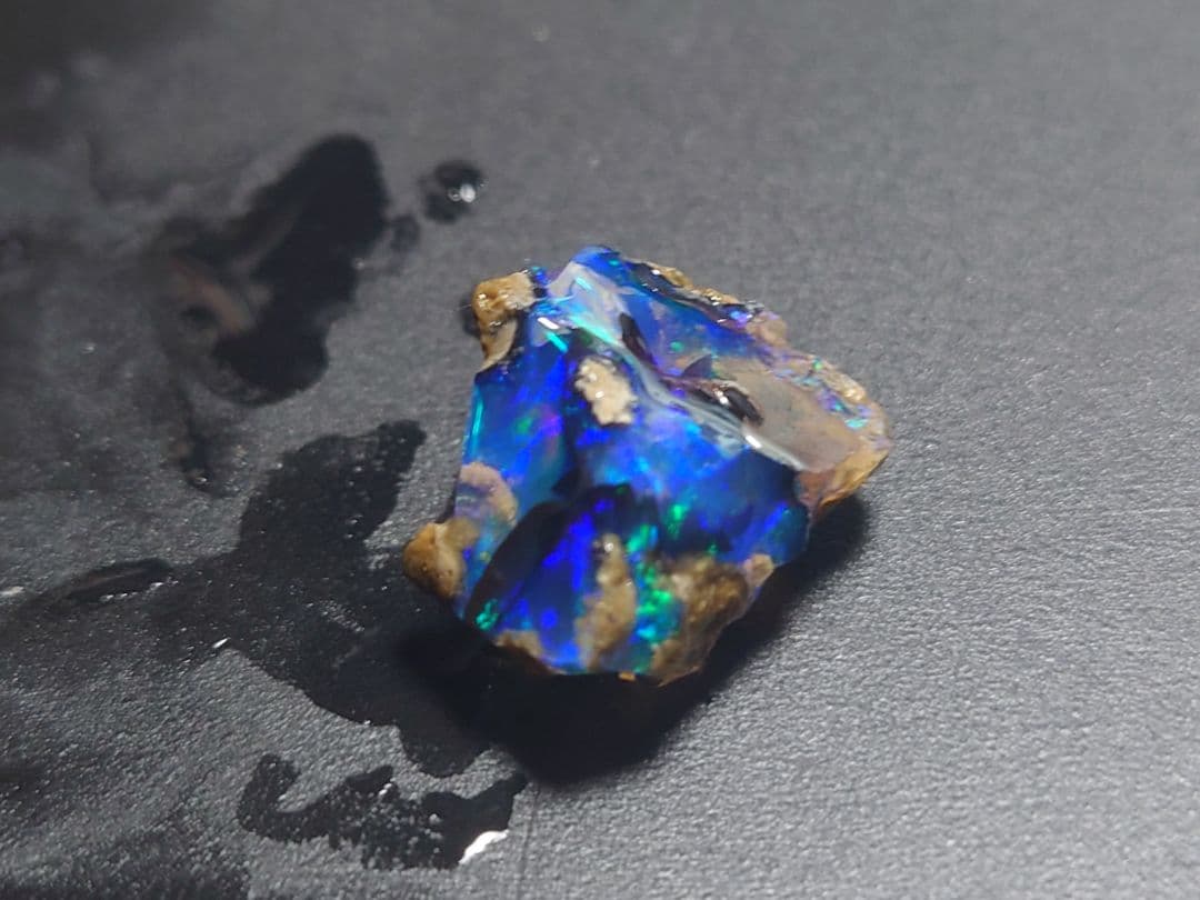 エチオピアウェロ産 オパール 原石 青色 鉱物標本 原石