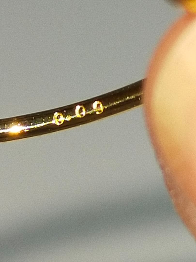 優美堂　ベニトアイトリング　k18　レアストーン