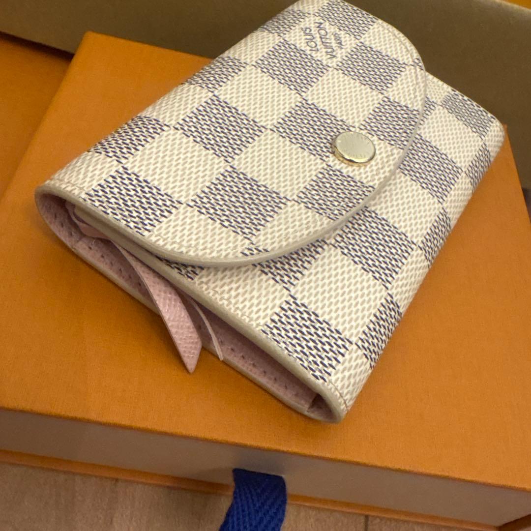 りゅうこ LOUIS VUITTONケース小銭入ポルトモネロザリダミ