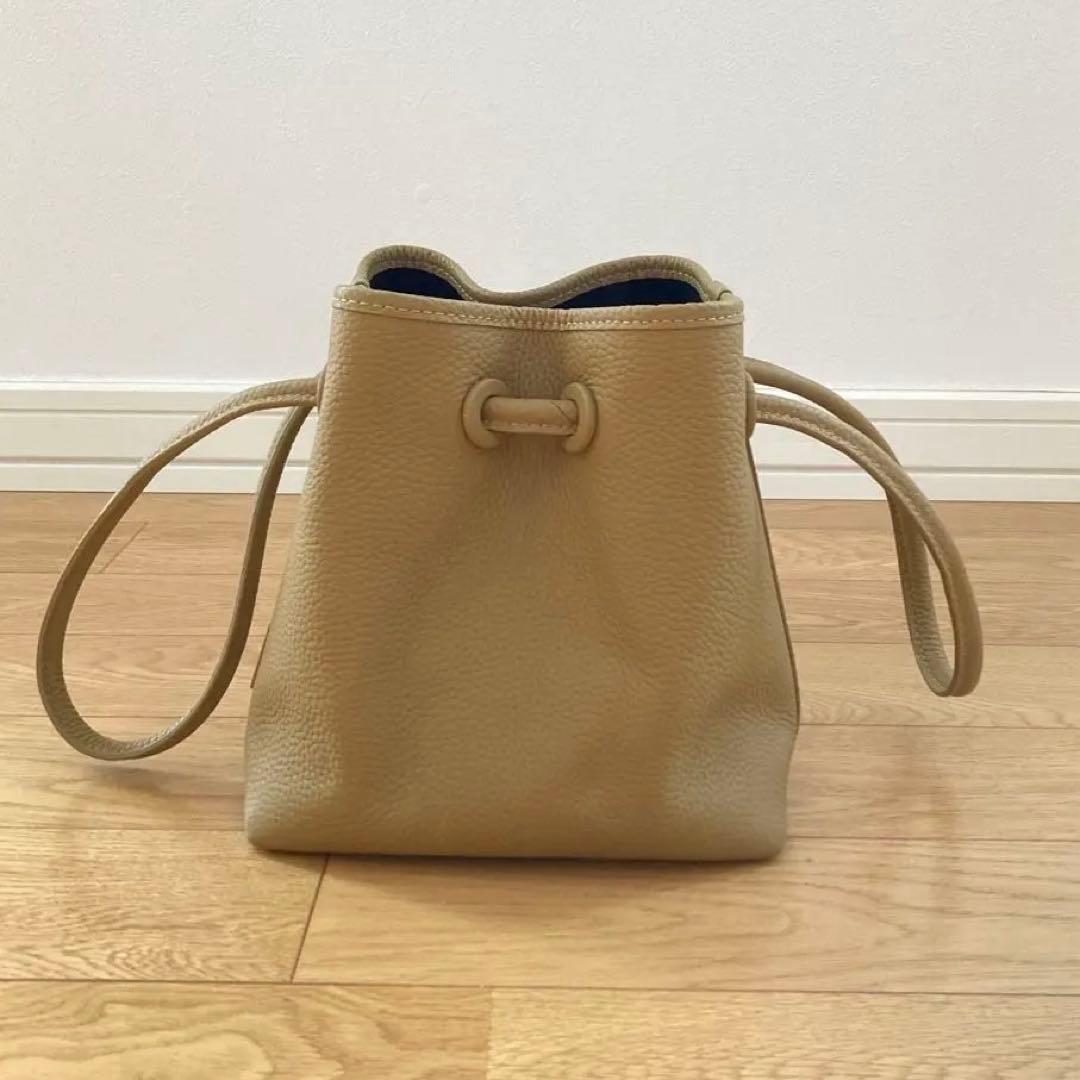 美品 VASIC ヴァジック BOND MINI ボンドミニ ベージュ キャメル