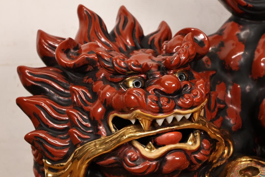 九谷焼　特大　九谷 八幡窯 須栄義 銘　玉獅子　置物　高さ60㎝　重さ30㎏