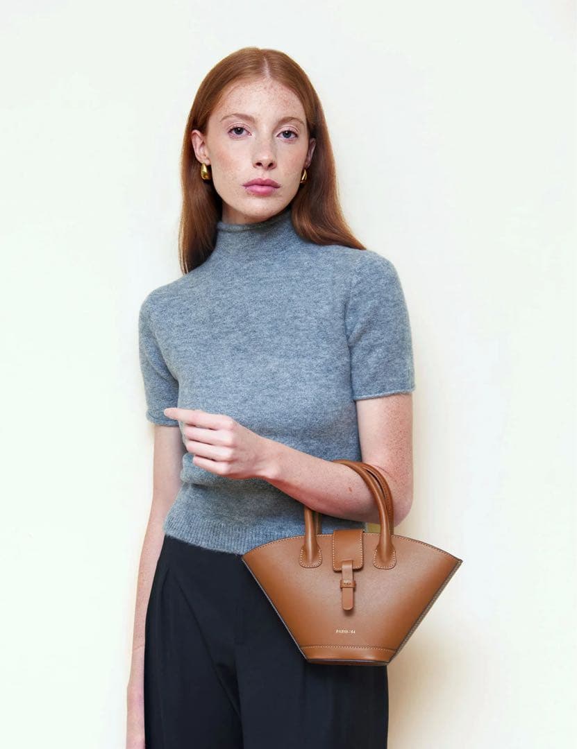 p*n様 MINI LUMIÈRE CARAMEL PARIS 64