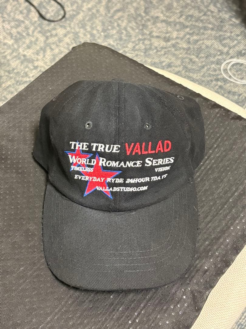 VALLAD WORLD ROMANCE SERIES CAP - メルカリ