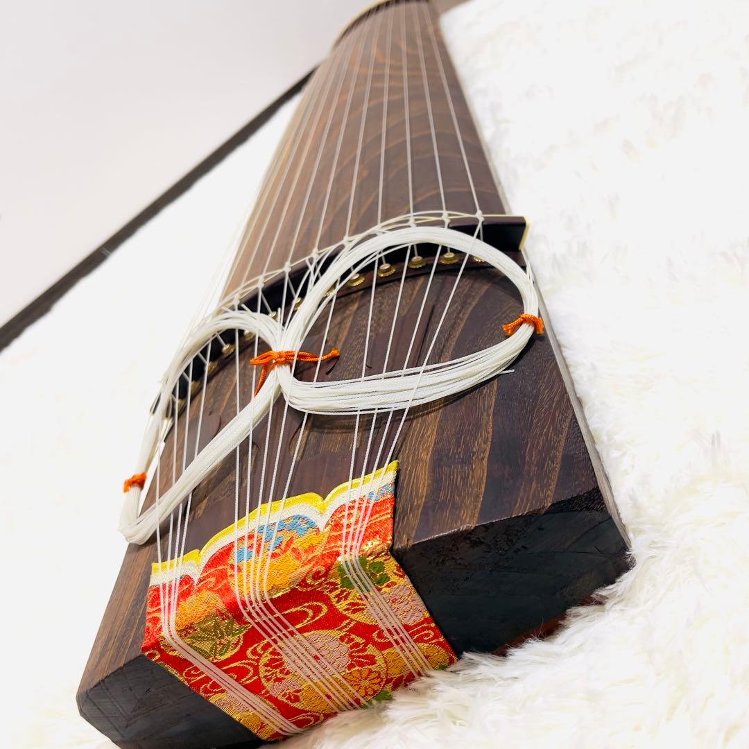 お琴 13弦 並甲、すだれ彫りです。一式揃ってます。 短琴箏