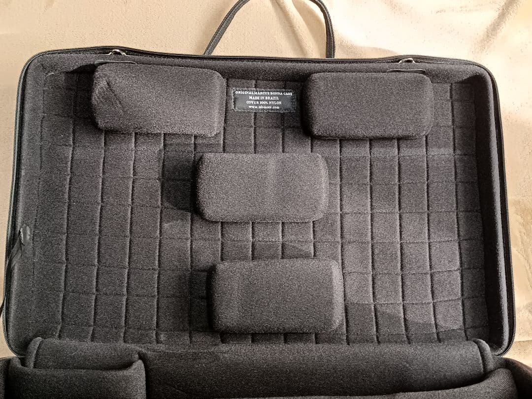 マーカスボナ トリプル トランペット