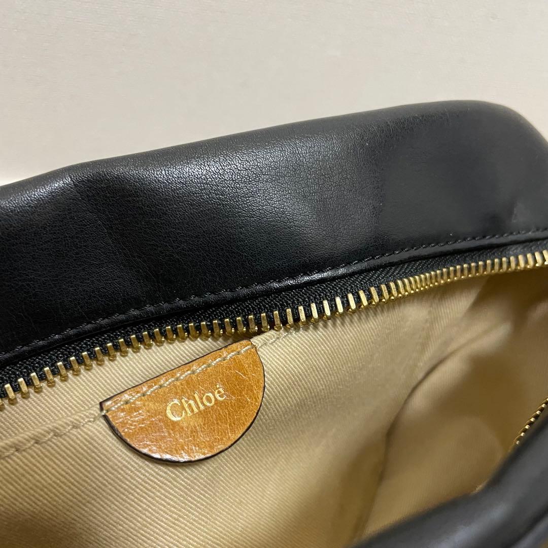 《極美品》Chloe（クロエ） レザー ショルダーバッグ ブラック 黒
