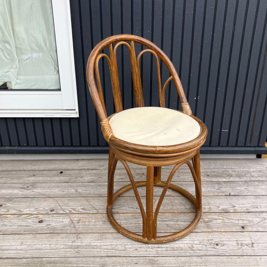 回転式座椅子籐椅子・クッション付き2脚セット花柄昭和レトロ