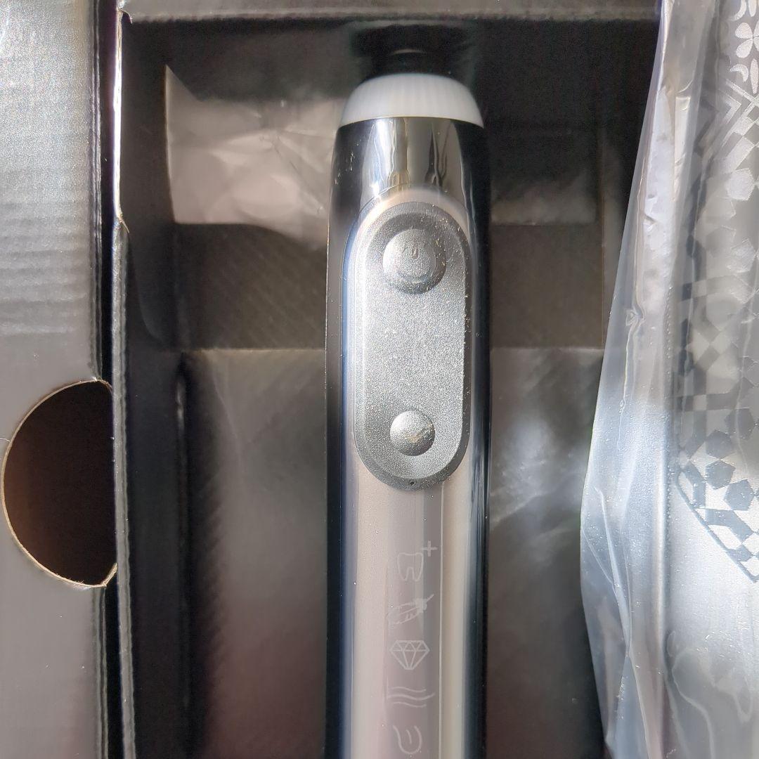 【美品】ブラウン　電動歯ブラシ　GENIUS X