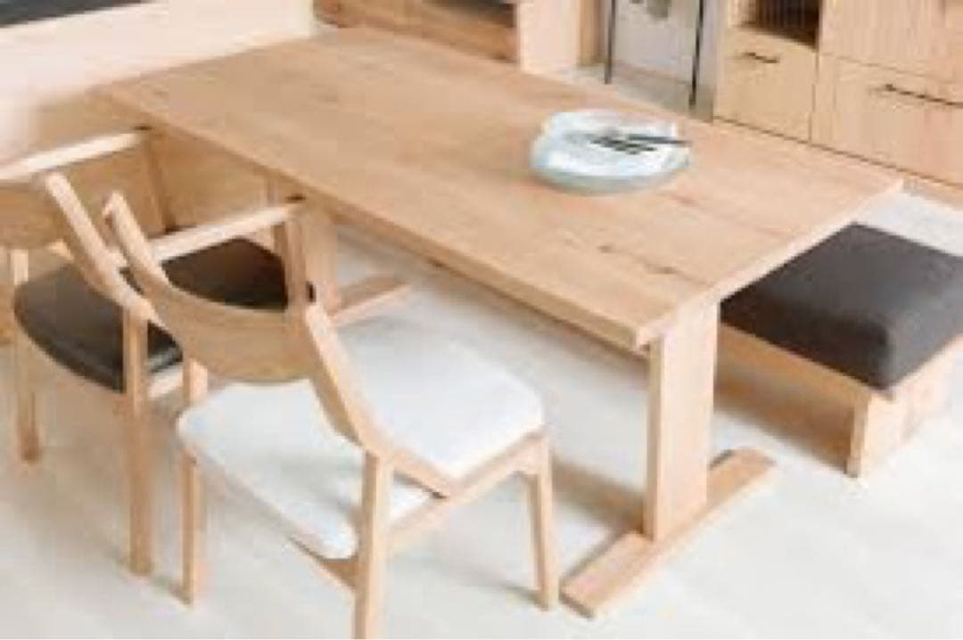 無垢材ダイニングテーブル SHAREシリーズ