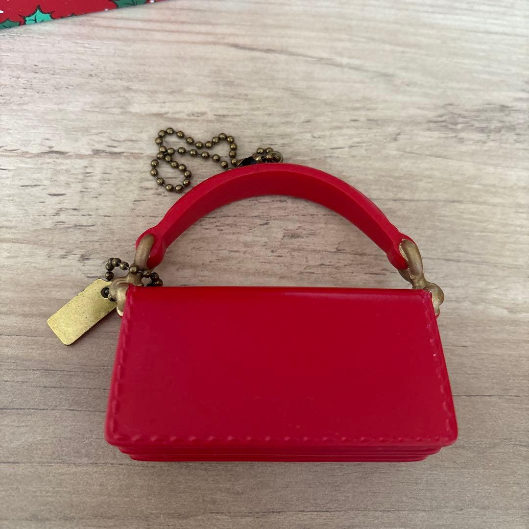 非売品 coachクリスマスノベルティ ミニバッグ - メルカリ