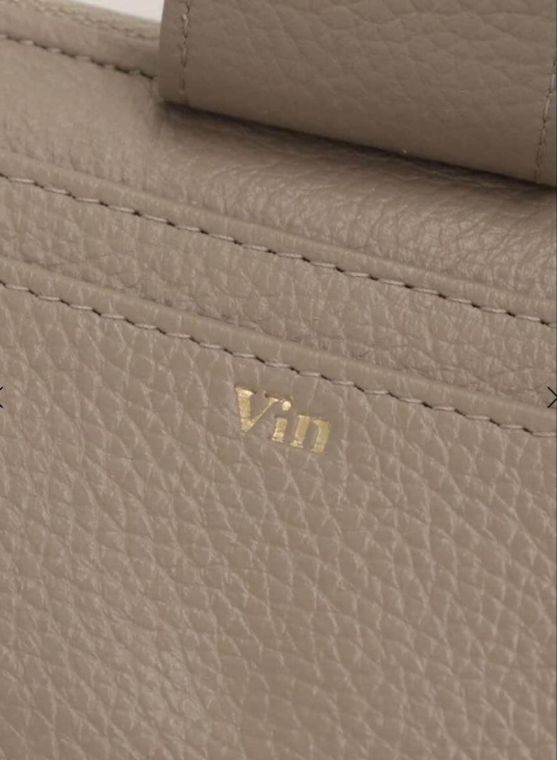 ViN（ヴィン）Zip Miniwallet Vin ラウンドファスナー レザー ミニ