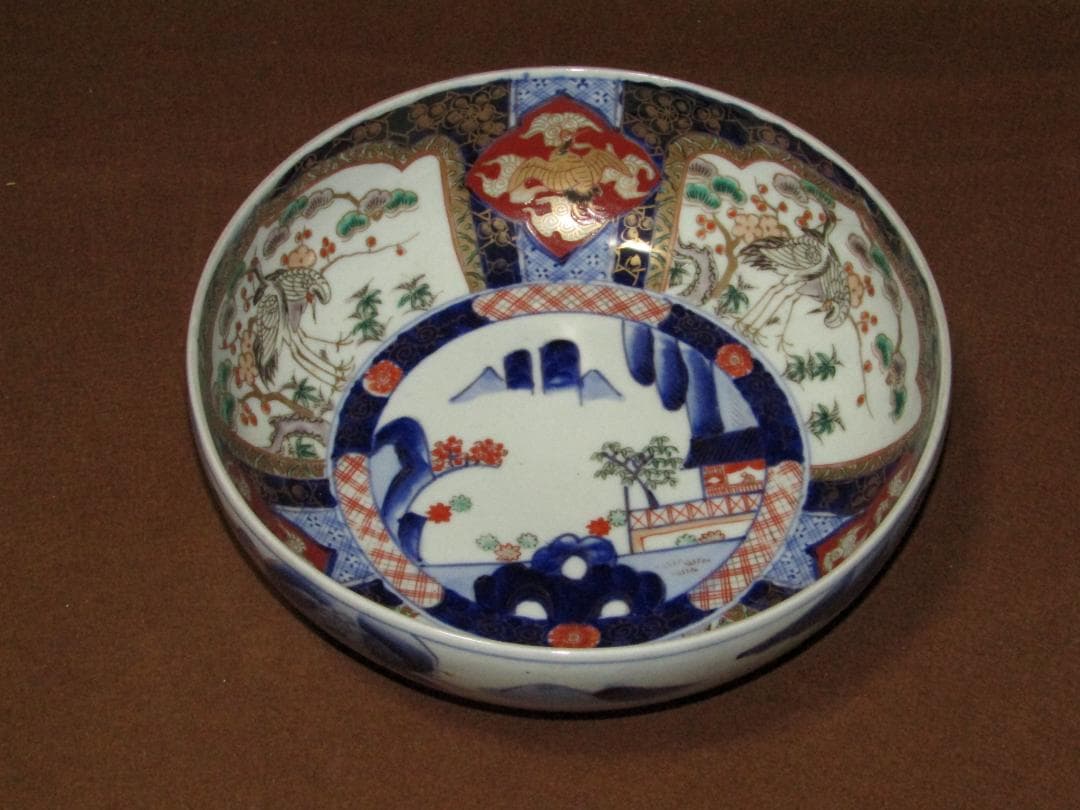 【染錦　割絵山水・立鶴図　大小鉢　２点】古伊万里