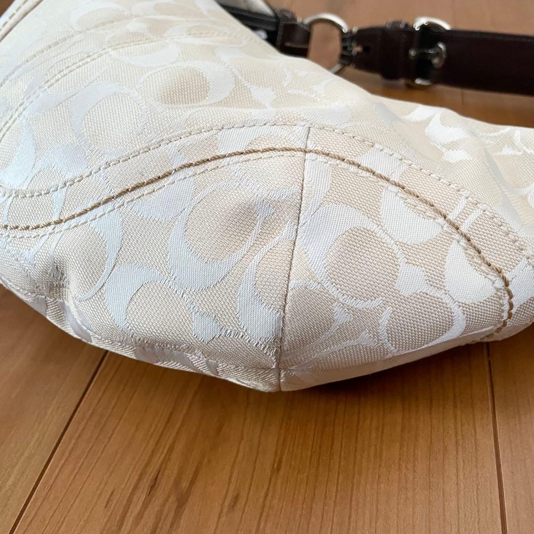【美品】COACH ワンショルダーバッグ 10074 シグネチャー ソーホー