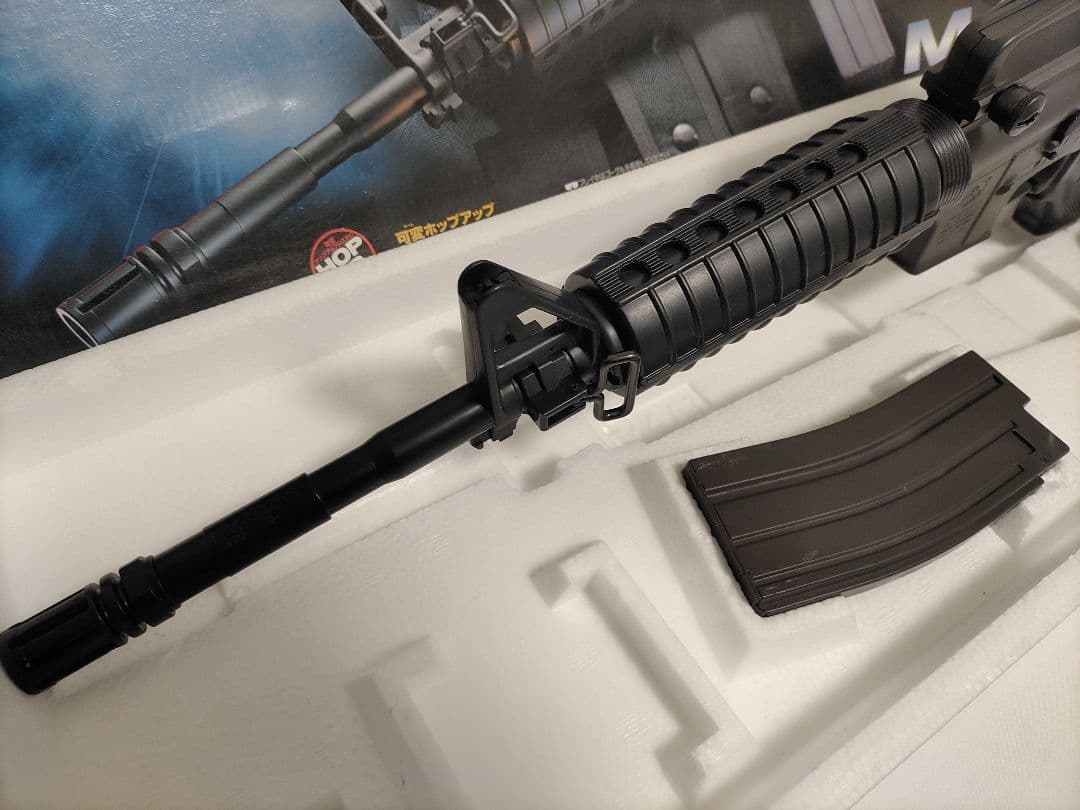 M-12 東京マルイ M4A1 & MP5A5 モデルガンセット 中古品