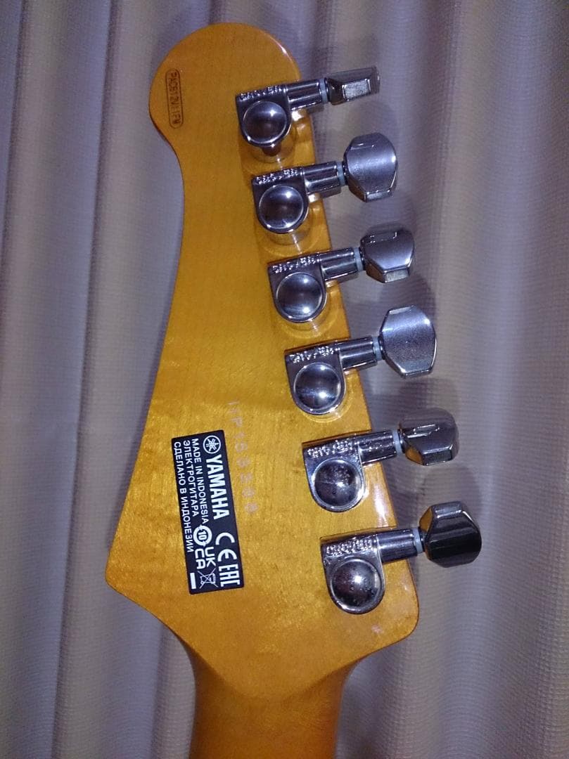 Yamaha PACIFICA 612VIIFM インディゴブルー