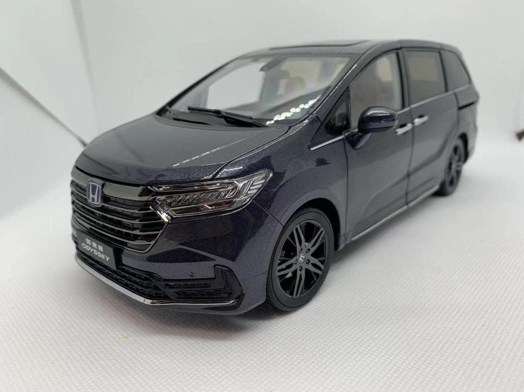 302-002 1/18 ホンダ オデッセイ 2022 グレー