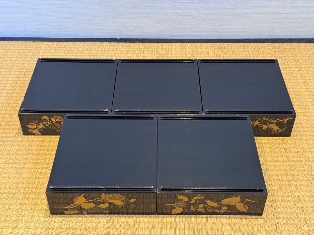 時代漆器 研ぎ出し草花蒔絵 五段重箱 二枚蓋 木瓜紋 保管箱