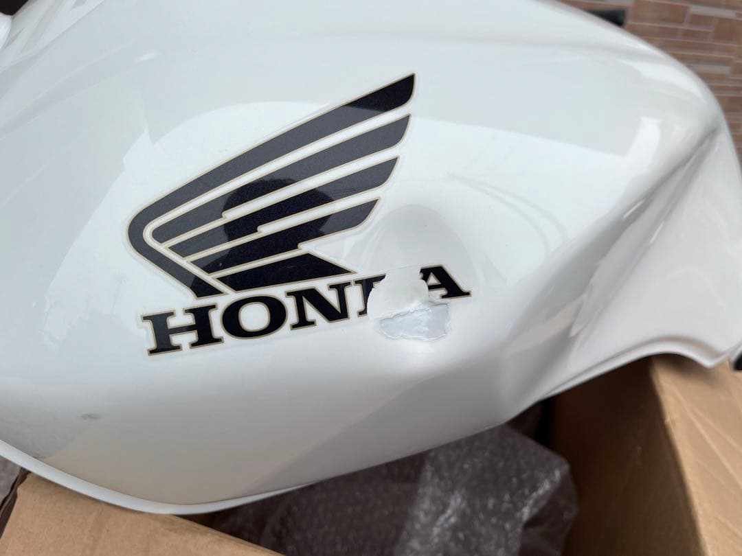 cb400sf nc39 純正タンク フューエルタンク パールホワイト サビなし