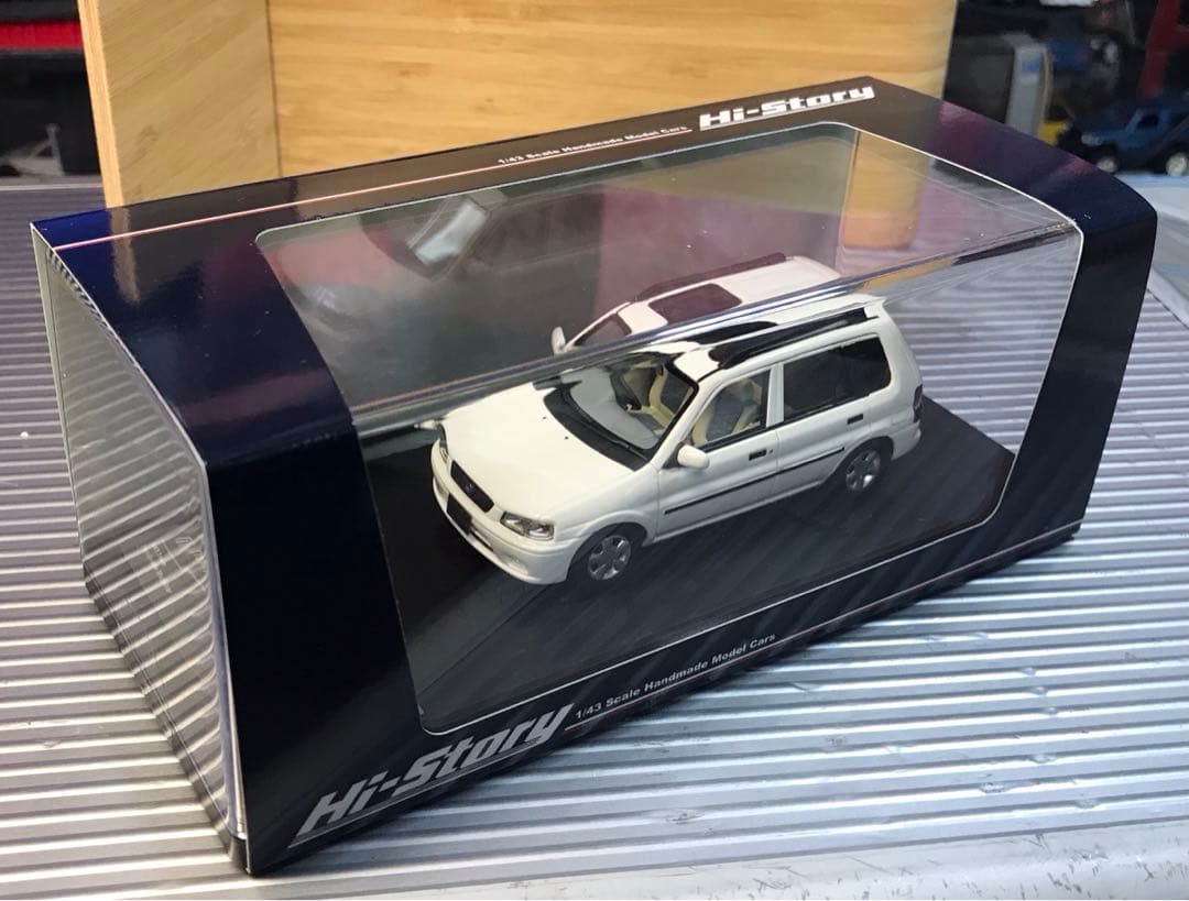 マツダ デミオ　1/43