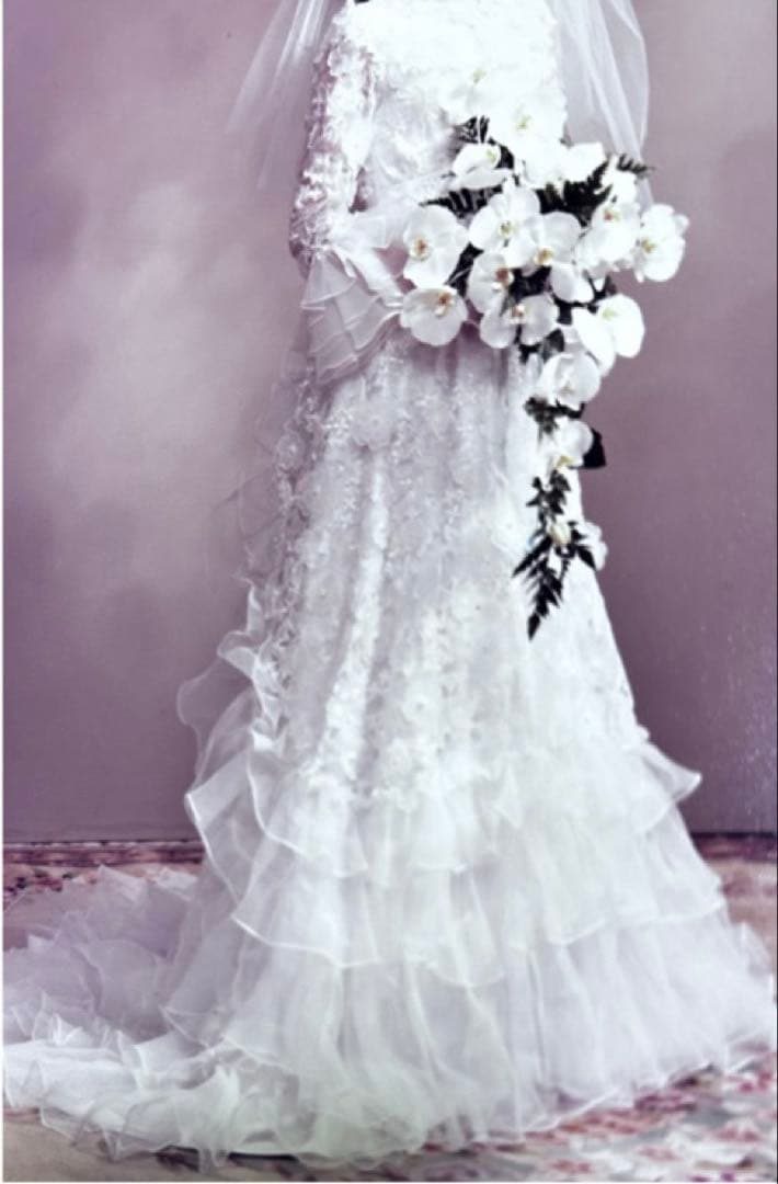 日本製 ヴィンテージ　贅沢な高級レース ウェディングドレス 9号　レトロ