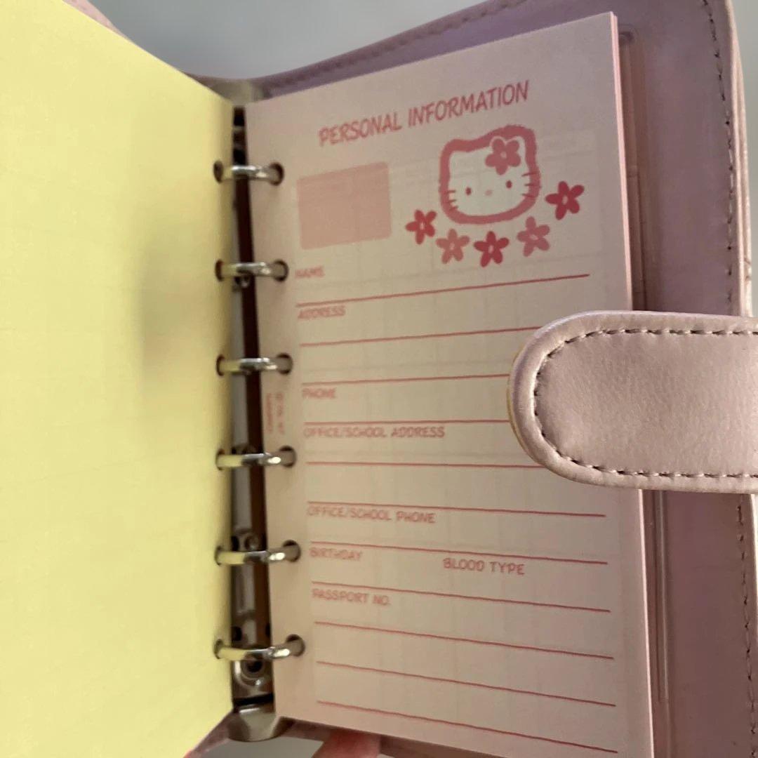 キティちゃん リングバインダー