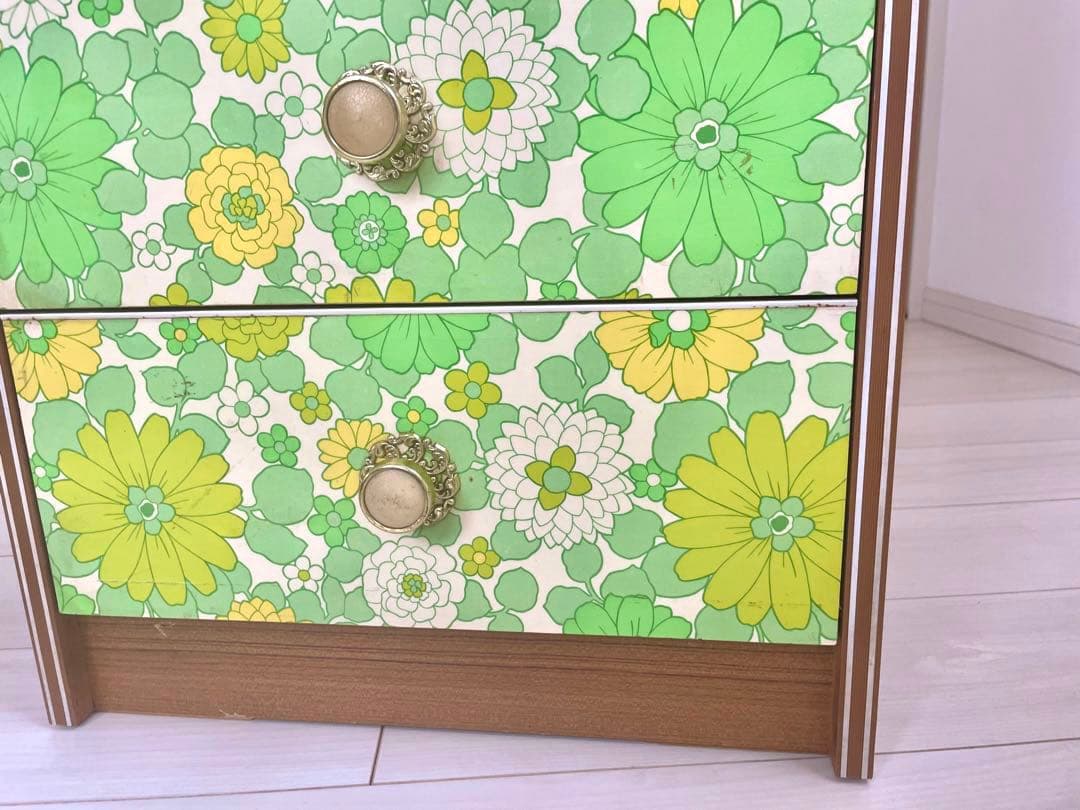 昭和レトロ ポップな花柄デザインの6段チェスト 昭和レトロ ポップな花