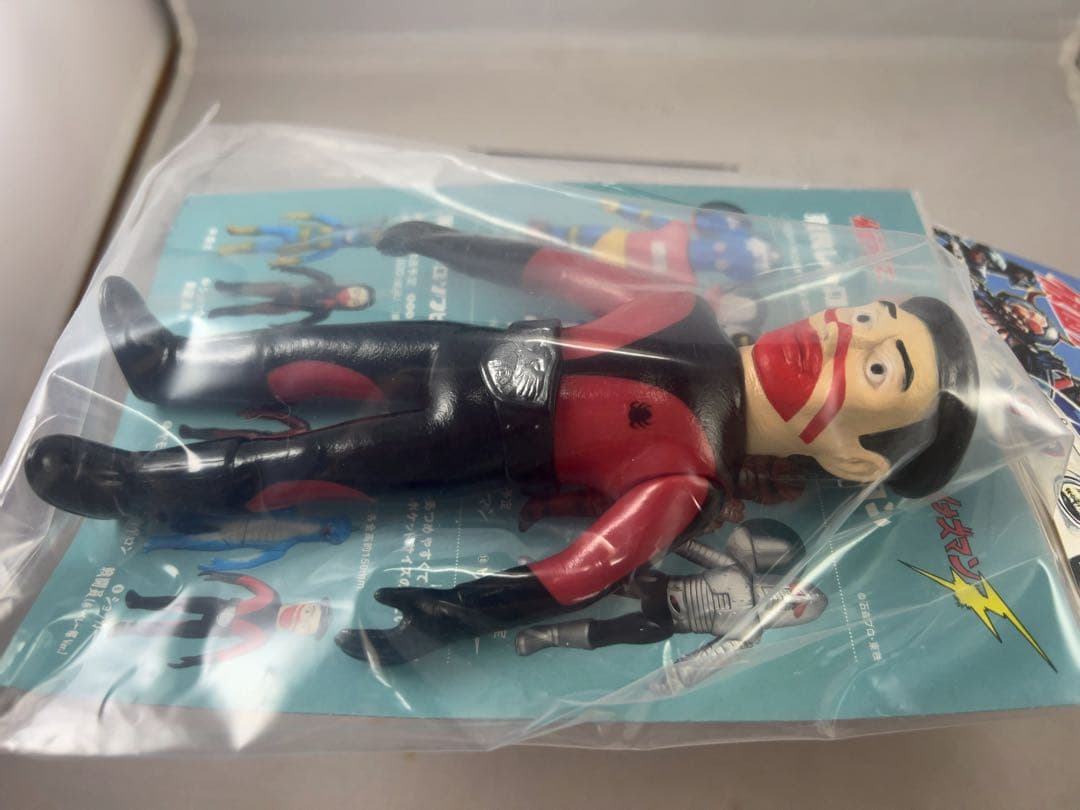 仮面ライダー　ショッカー戦闘員（赤・ベレー帽）　東映レトロソフビコレクション