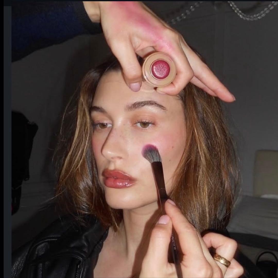 RHODE ポケット ブッラシュ ＋ リップ ティント セット