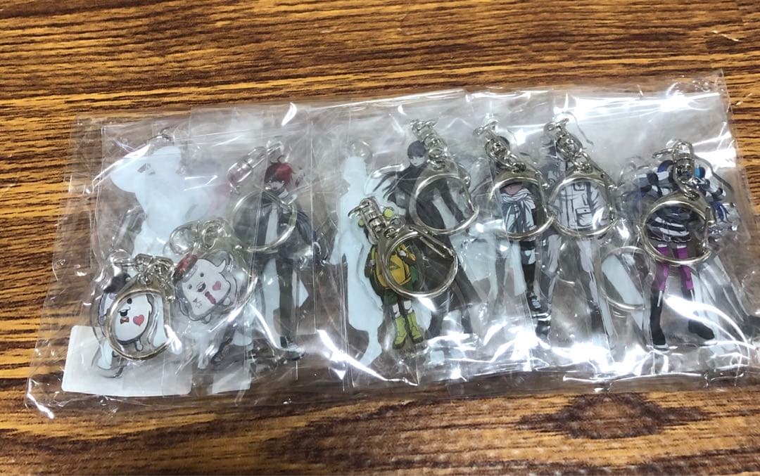 HUNDRED LINE 最終防衛学園　アニメイト特典　アクリルキーホルダー