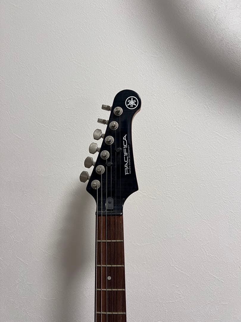 Yamaha Pacifica 612VII fm ブラック