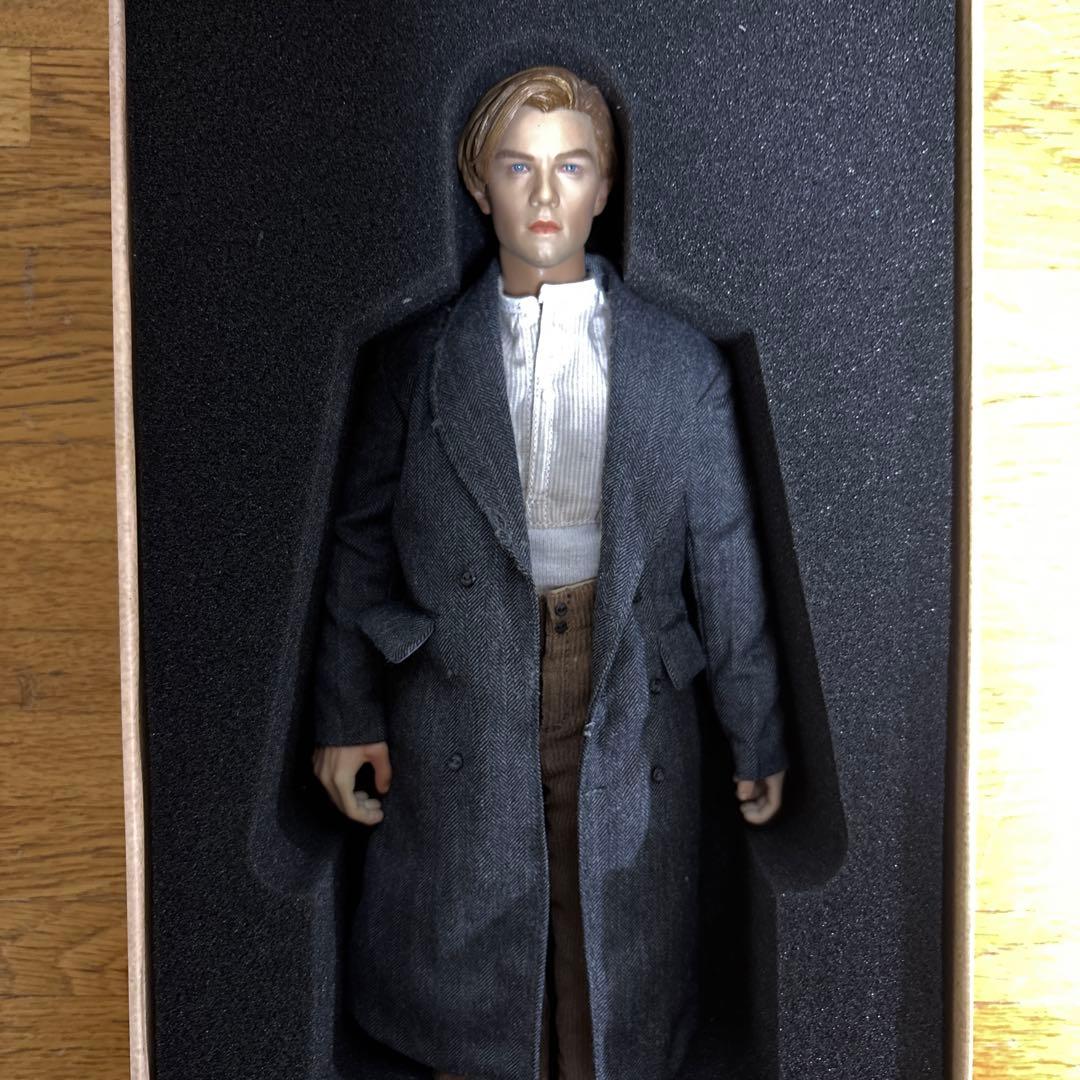 1/6スケールフィギュア タイタニック　ジャック　レオナルドディカプリオ