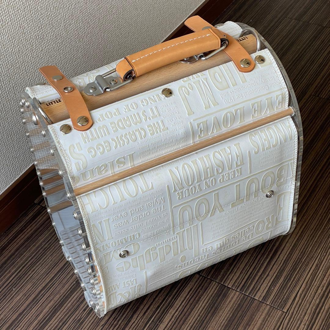 LITTLE BUDDY 中型インコ用 アクリル キャリーケース - メルカリ