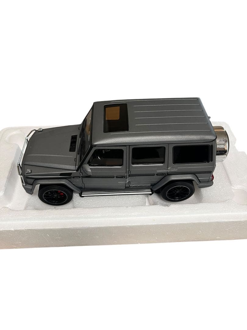 Almost Real メルセデス・ベンツ G65 AMG 1/18 1/18 Almost Real Mercedes-Benz Mercedes G-Class G-Klasse G65 AMG