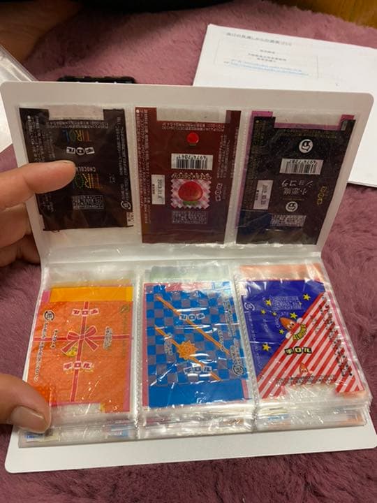 チロルチョコ 包装紙 最高 チロルチョコ 包み紙 大量