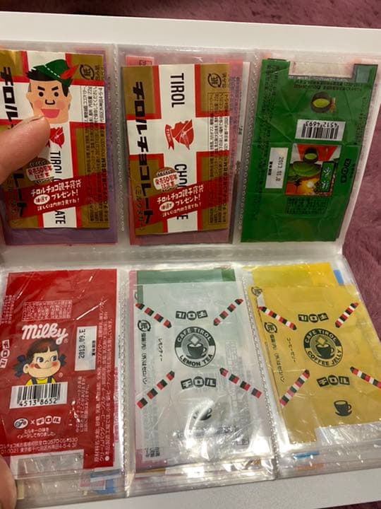 チロルチョコ 包装紙 最高 チロルチョコ 包み紙 大量