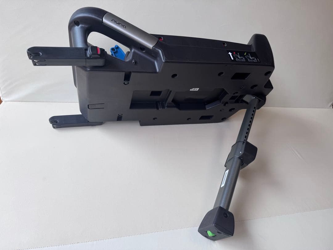 nuna pipa lite ブラック　チャイルドシート