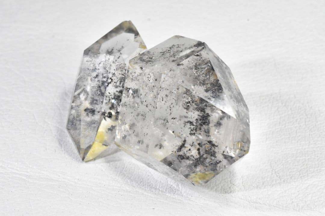 パキスタン産ダイヤモンドクォーツ ライトスモーキー 青・オ