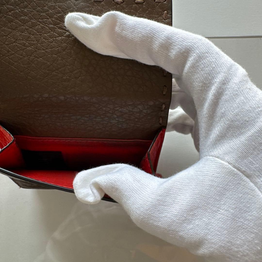 FENDI ブラウン 三つ折り財布 - メルカリ