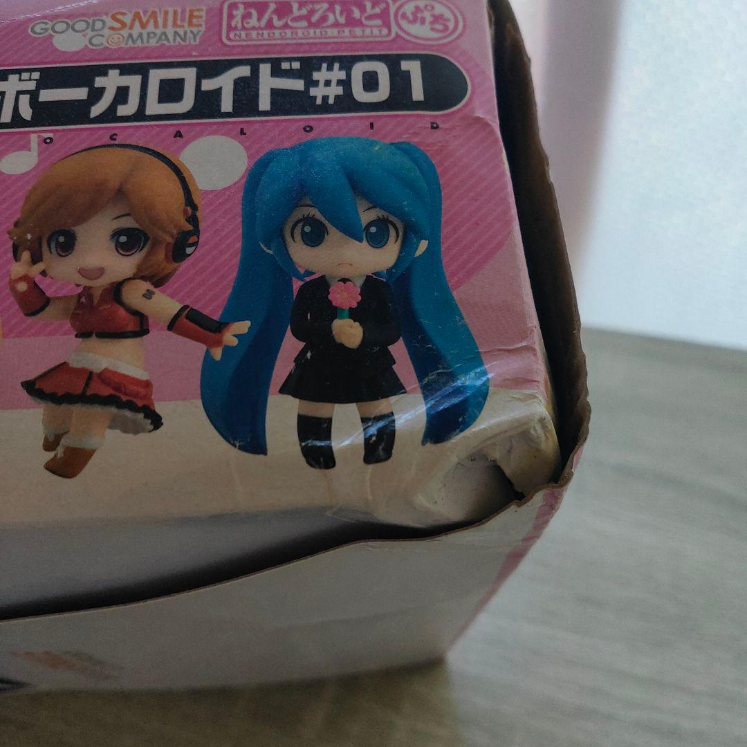 新品未開封品 ねんどろいどぷち ボーカロイド #01 12箱入り 初音ミク