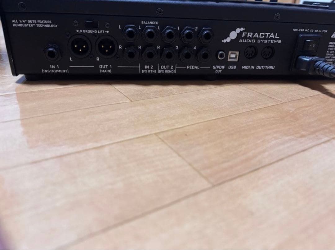 Fractal AX8 マルチエフェクター(エクスプレッションペダル付)