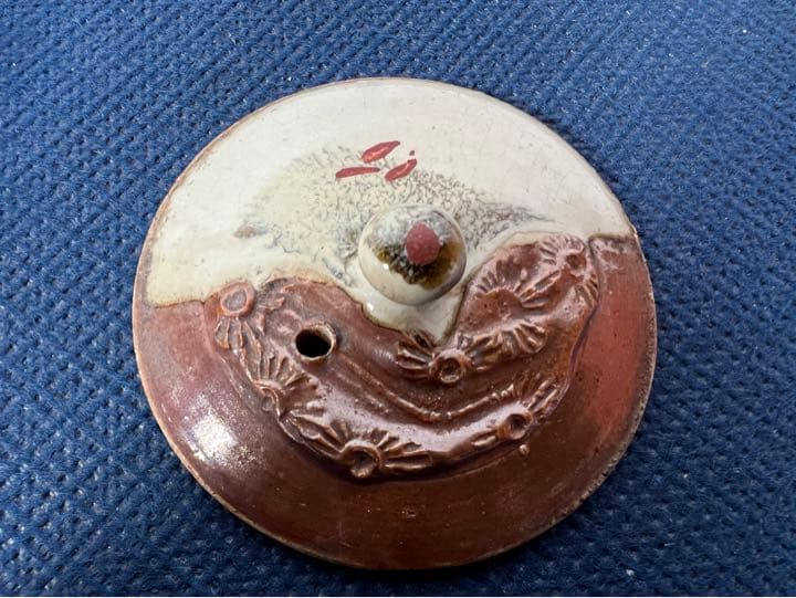 中国 三つ足丸盤(白系) f2260120 中国 筒形三つ足炉 f2260108 - メルカリ